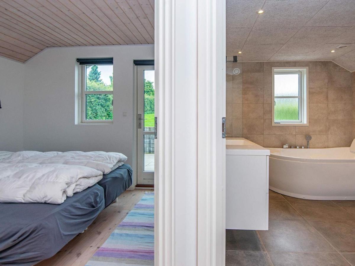 8 Person Holiday Home In Haderslev Kelstrup Strand Bagian luar foto